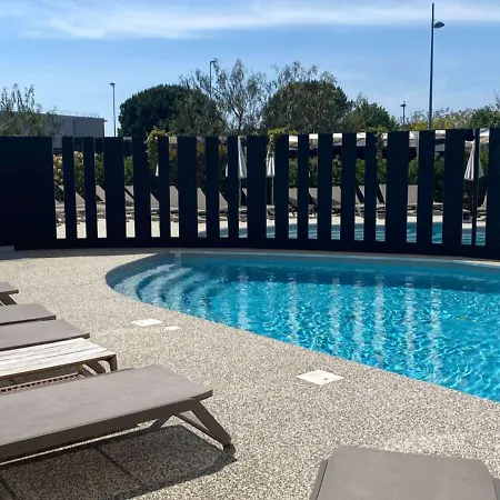 Hotel Ibis Lunel Petite Camargue 3*