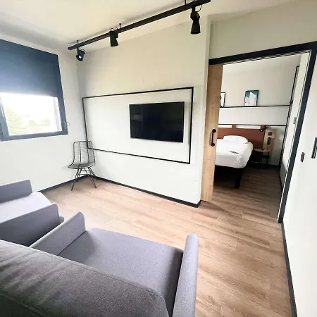 Ibis Lunel Petite Camargue 3* Lunel (Herault)
