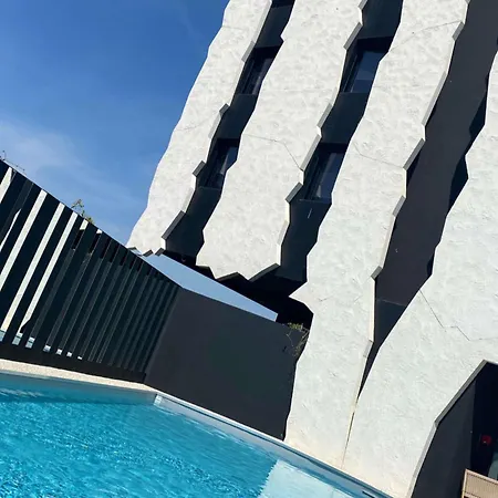 Otel Ibis Petite Camargue Lunel (Herault)