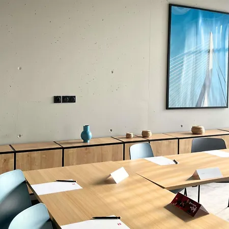 Ibis Petite Camargue 호텔 3*