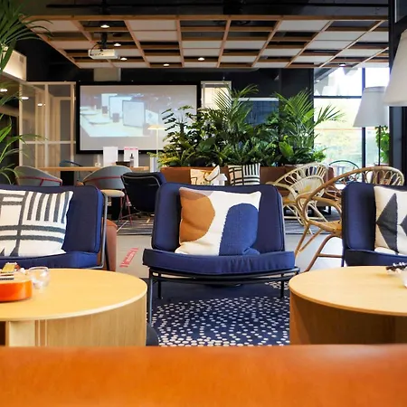 Ibis Petite Camargue 3* 류넬