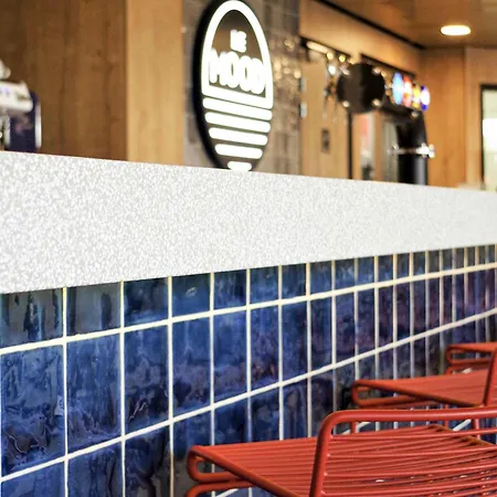 Ibis Petite Camargue 호텔