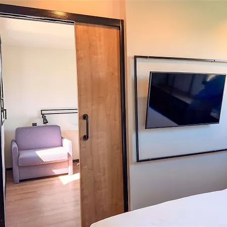 Ibis Petite Camargue 3*