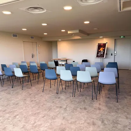 Ibis Petite Camargue 3*