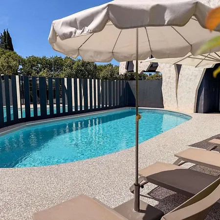 Ibis Petite Camargue Hotel
