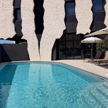 Ibis Petite Camargue Hotel