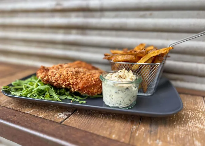 Ibis Petite Camargue Hotel 3*